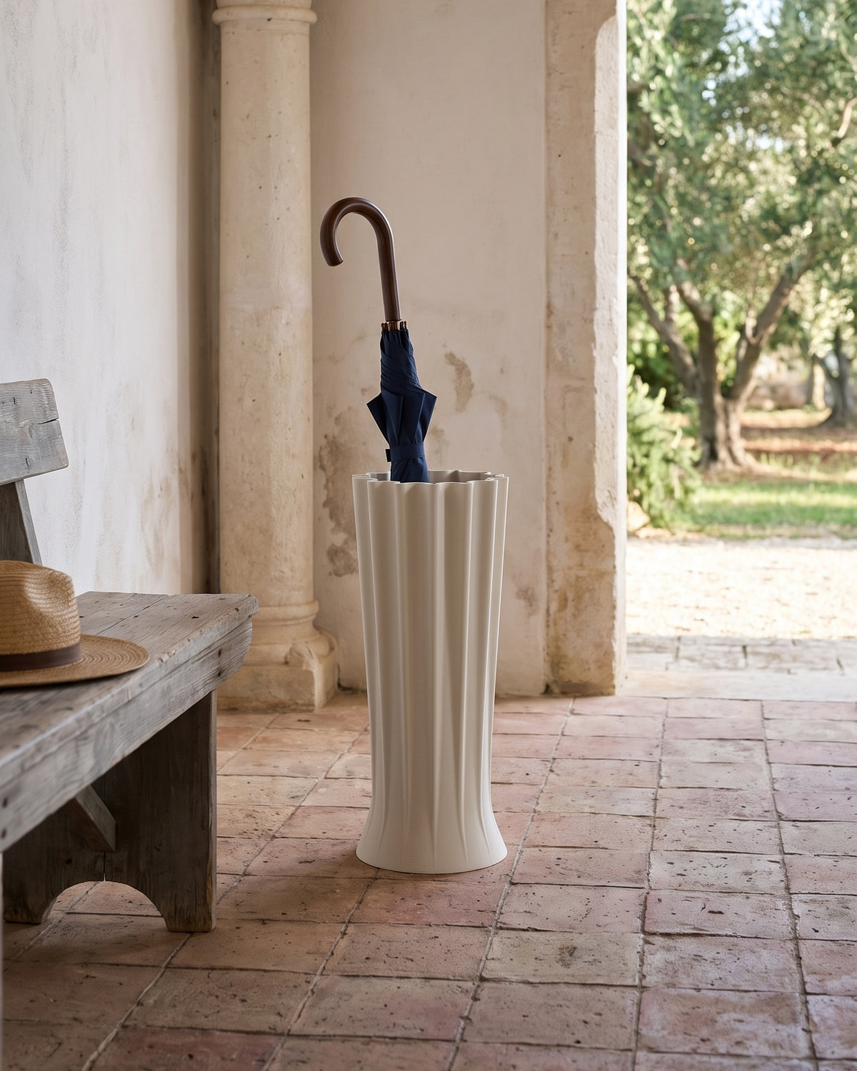 Portaombrelli Graal Scamarcia Design ambientato all'ingresso