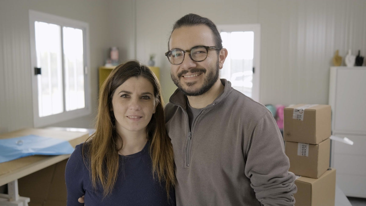 Claudio e Marianna Scamarcia nel laboratorio di Adelfia